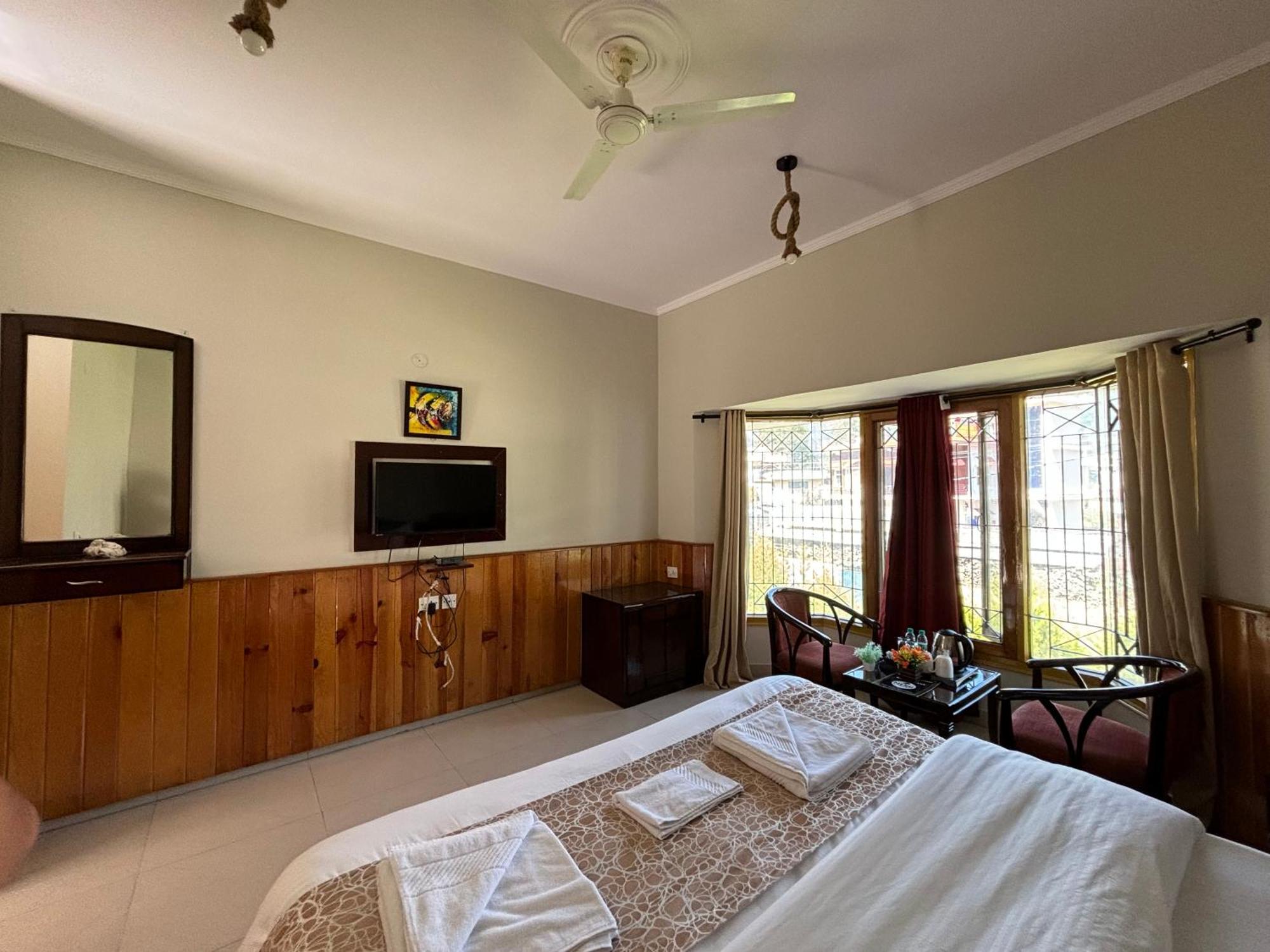 Ivy The Boutique Hotel Near Neem Karoli Temple Nainital Dış mekan fotoğraf