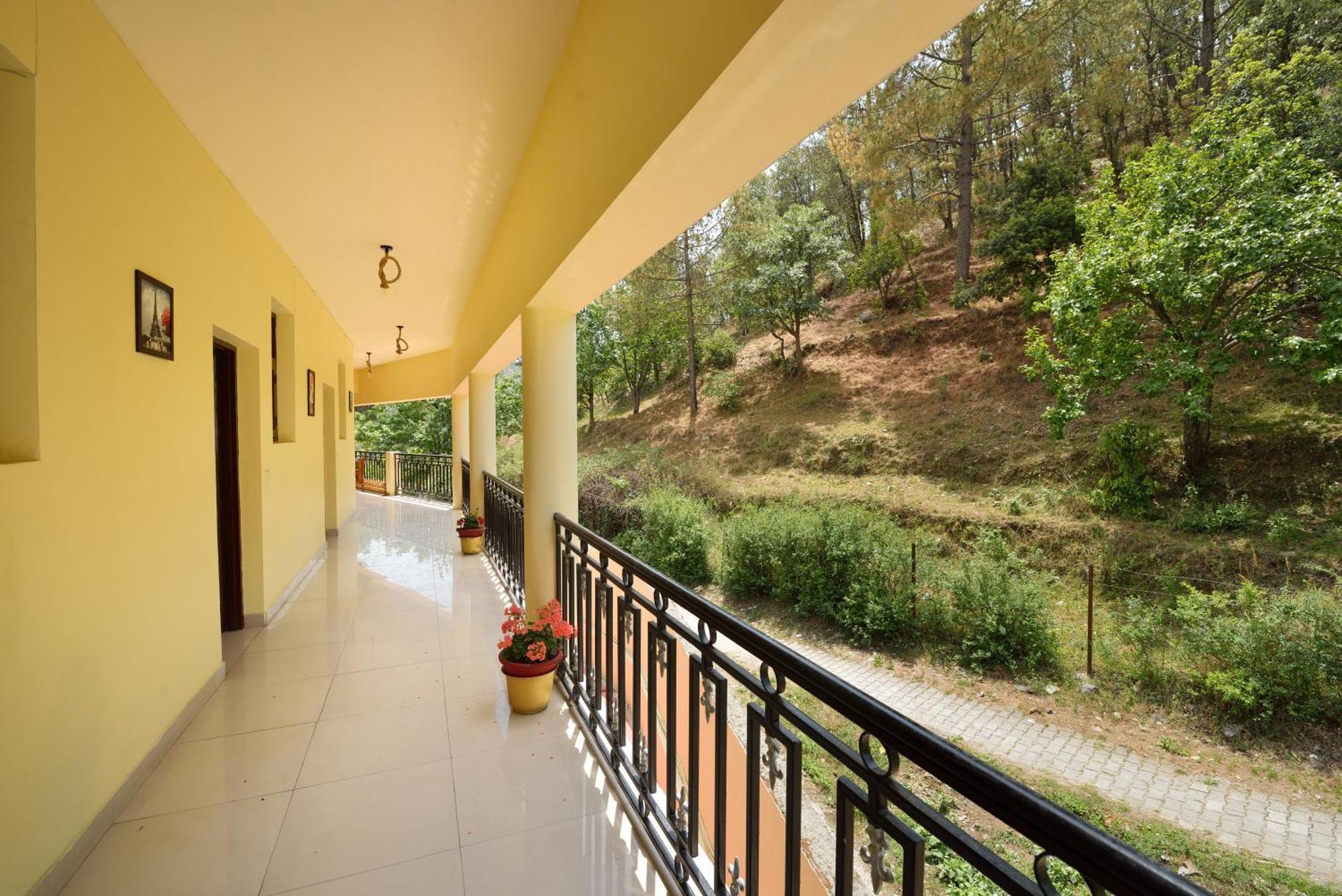 Ivy The Boutique Hotel Near Neem Karoli Temple Nainital Dış mekan fotoğraf