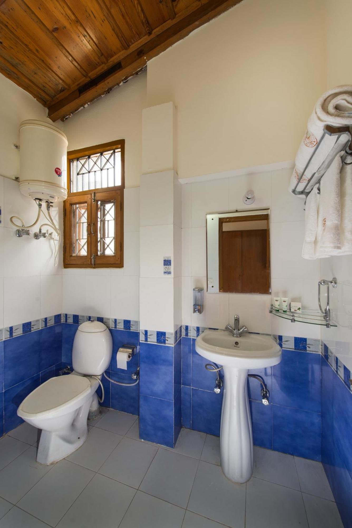 Ivy The Boutique Hotel Near Neem Karoli Temple Nainital Dış mekan fotoğraf