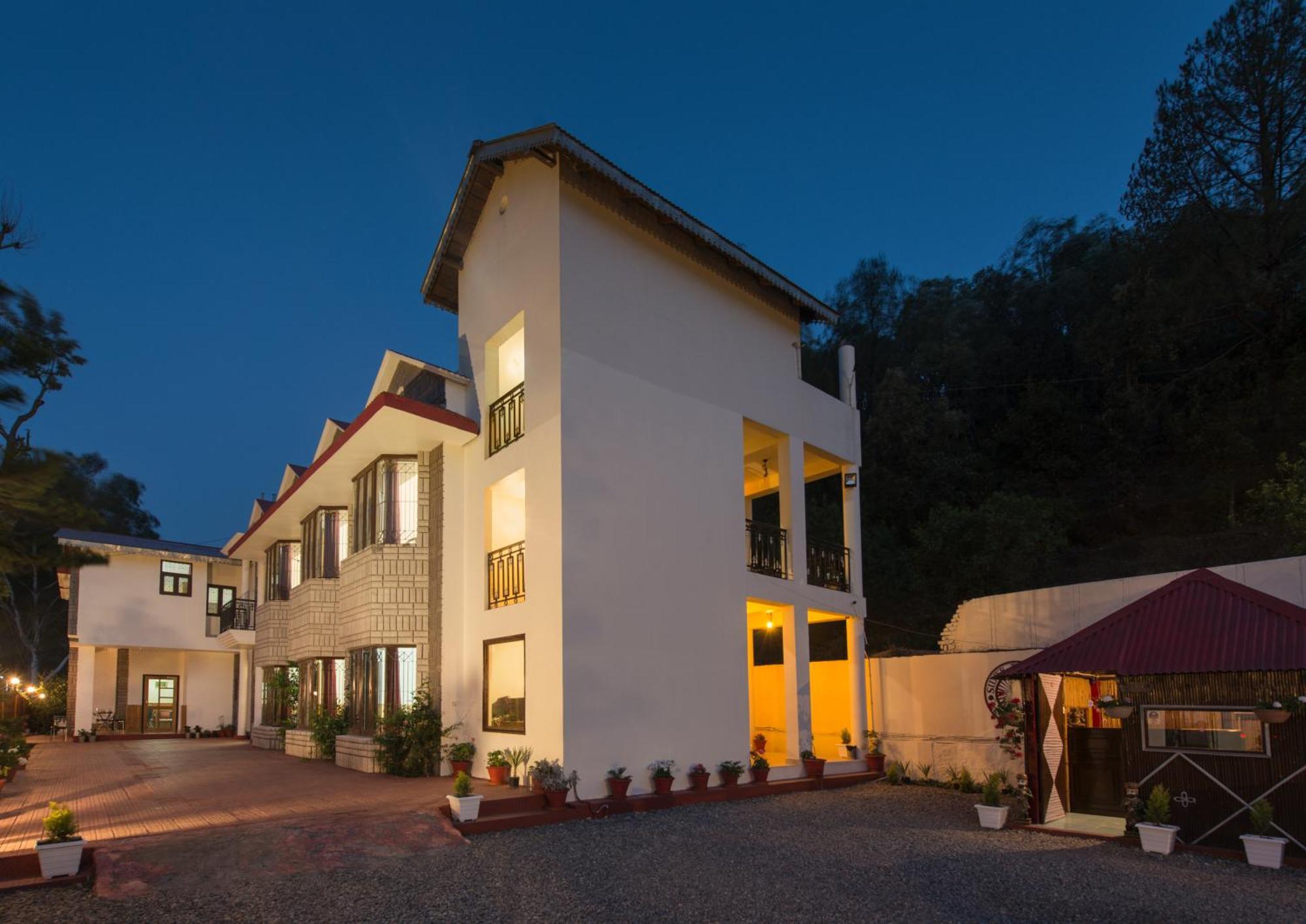 Ivy The Boutique Hotel Near Neem Karoli Temple Nainital Dış mekan fotoğraf